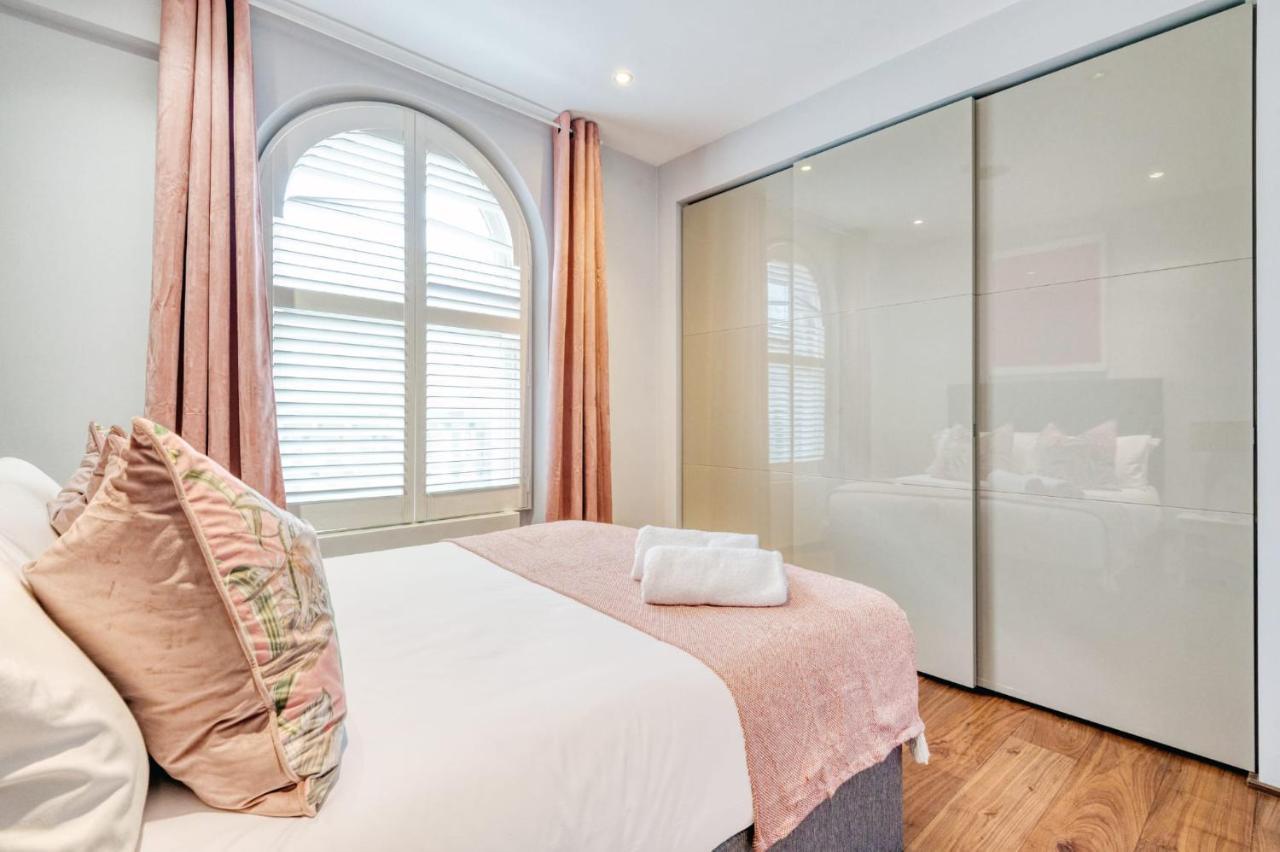 Modernized South Kensington Apartments Лондон Экстерьер фото