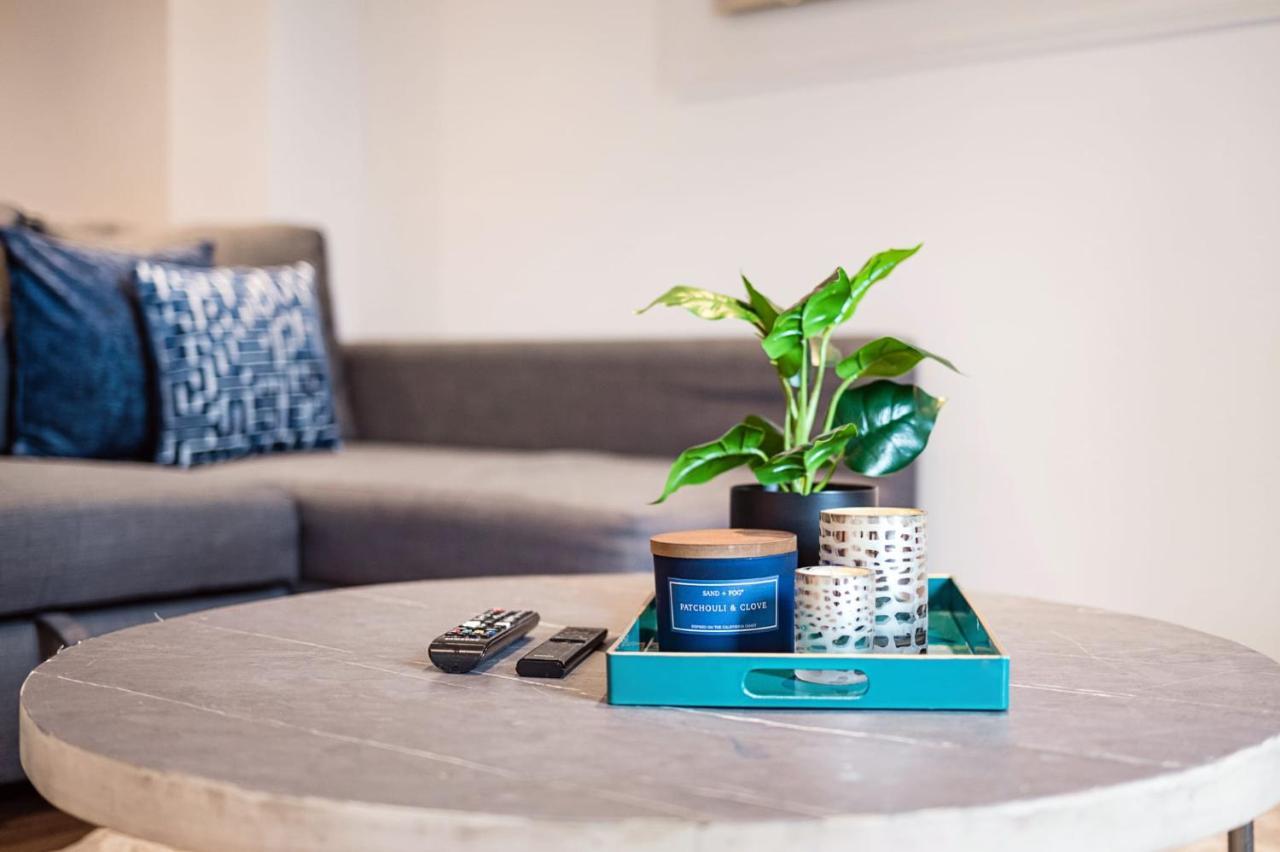 Modernized South Kensington Apartments Лондон Экстерьер фото